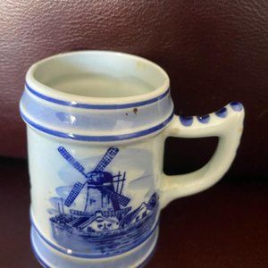 VINTAGE    DELFT  BLUE  MINIATURE  MUG